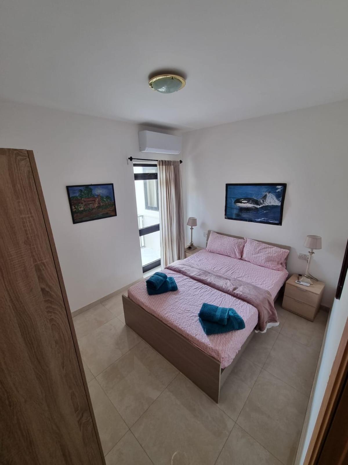 Modern Three Bedroom Apartment In Center Bugibba St. Paul's Bay Exterior foto